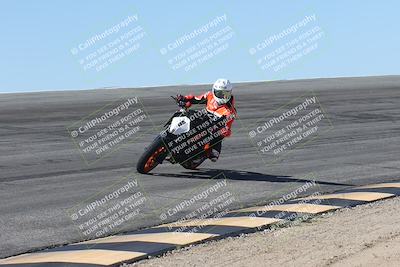 media/Oct-13-2025-Moto Forza (Mon) [[a66d839500]]/4-C Group/Session 2 (Bowl)/